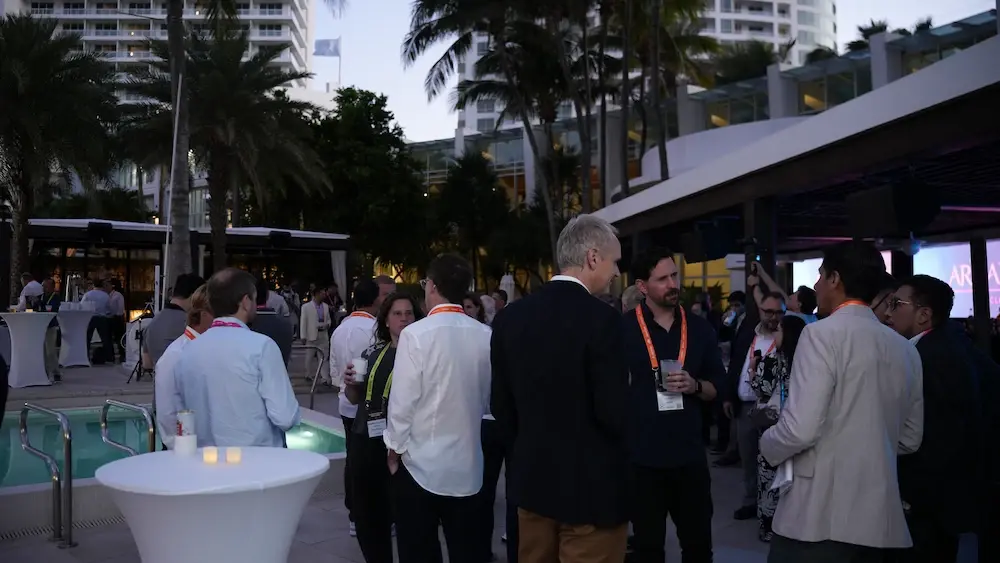 leader track coktail vip